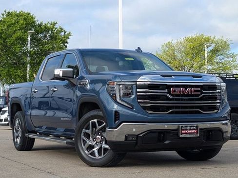 Certified 2024 GMC Sierra 1500 SLT image 2