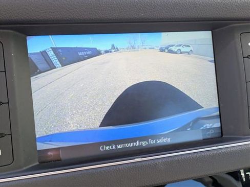 Used 2017 Jaguar XF 35t image 14