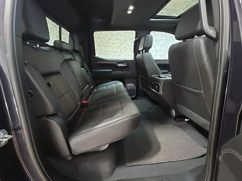 Used 2023 Chevrolet Silverado 1500 High Country w/ Technology Package image 14