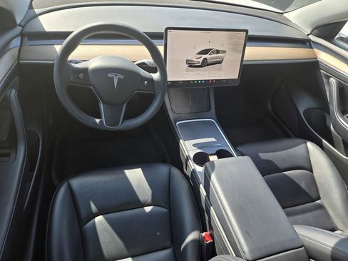 Used 2023 Tesla Model 3 Standard Range RWD image 10