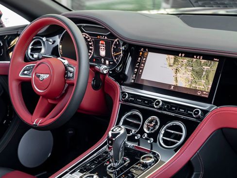 Certified 2023 Bentley Continental GT V8 AWD/4WD image 34