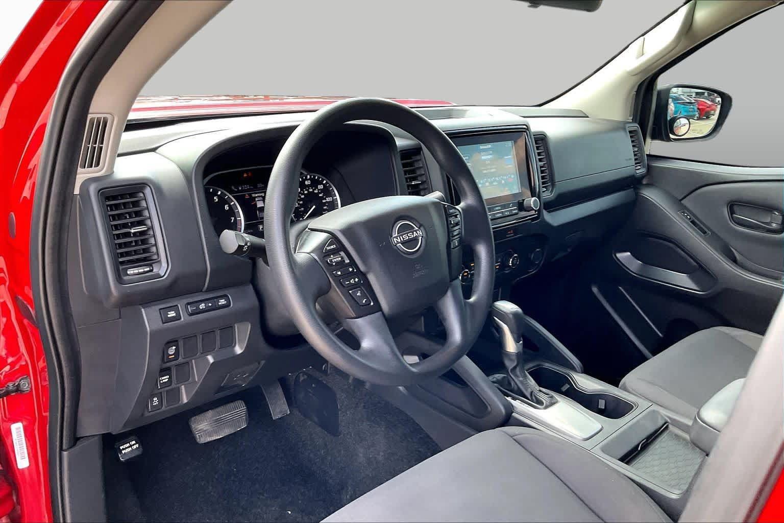 Used 2022 Nissan Frontier S w/ Technology Package RWD image 16