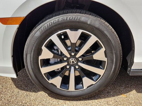 New 2026 Honda Odyssey EX-L image 6