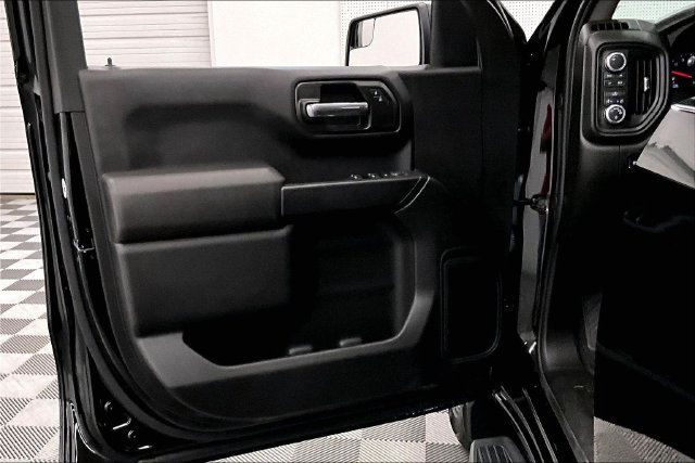 Used 2026 GMC Sierra 1500 Pro w/ Graphite Edition AWD/4WD image 19