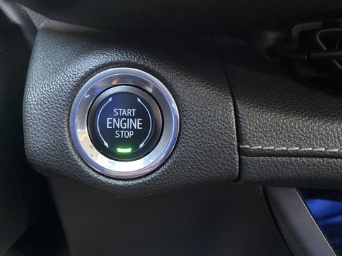 Used 2021 Buick Envision Essence FWD image 24