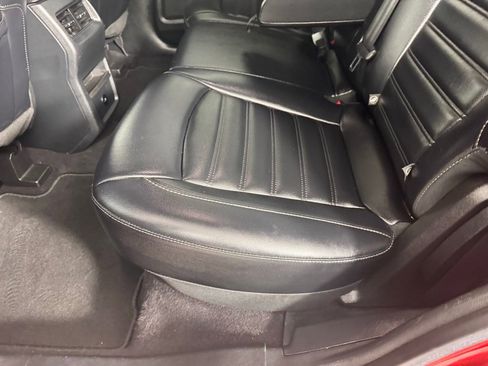 Used 2023 Ford Edge SEL image 25