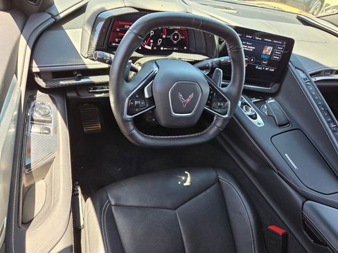 Used 2021 Chevrolet Corvette Stingray Preferred Cpe w/ Z51 Performance Package RWD image 7