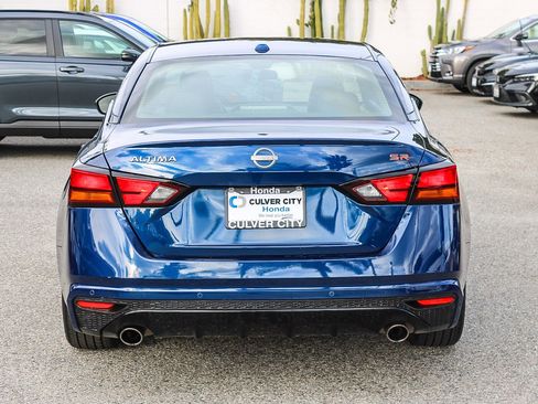 Used 2023 Nissan Altima 2.5 SR image 8