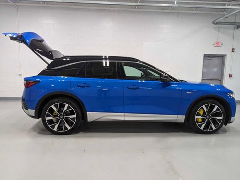 Used 2024 Acura ZDX Type S image 7