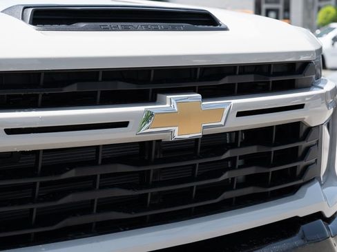 New 2026 Chevrolet Silverado 2500 Custom w/ Custom Value Package AWD/4WD image 10