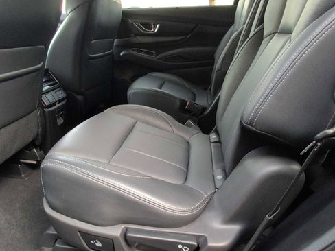 Used 2023 Subaru Ascent Limited image 20