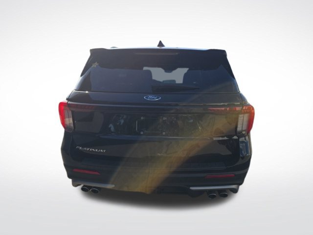 Used 2025 Ford Explorer Platinum w/ Ultimate Package RWD image 4