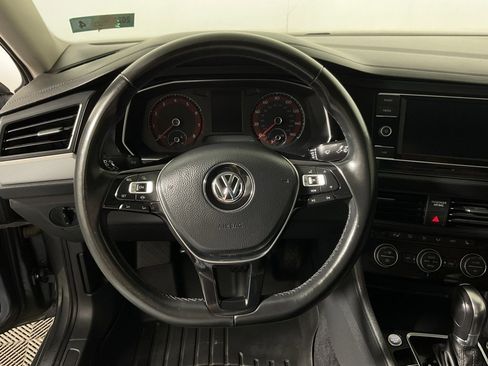 Used 2019 Volkswagen Jetta S image 23