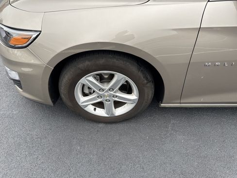 Used 2024 Chevrolet Malibu LT image 9