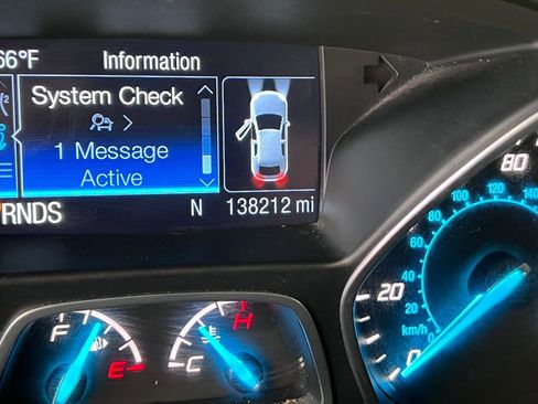 Used 2014 Ford Escape SE w/ Equipment Group 201A image 19