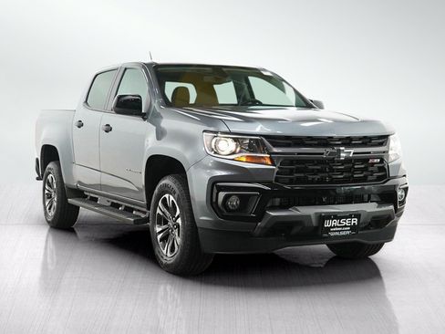 Used 2022 Chevrolet Colorado Z71 AWD/4WD image 7