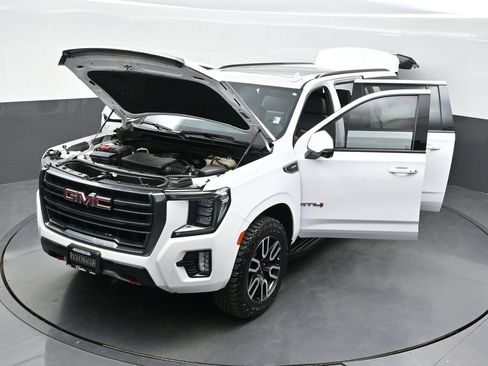 Used 2023 GMC Yukon XL AT4 AWD/4WD image 49
