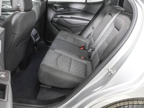 Used 2020 Chevrolet Equinox LT image 34