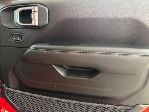 Used 2020 Jeep Gladiator Rubicon image 27