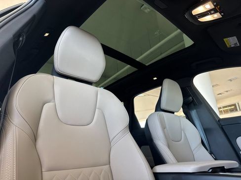 Certified 2026 Volvo XC60 B5 Plus AWD/4WD image 16
