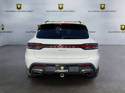 Used 2023 Porsche Macan w/ Premium Package Plus AWD/4WD image 4