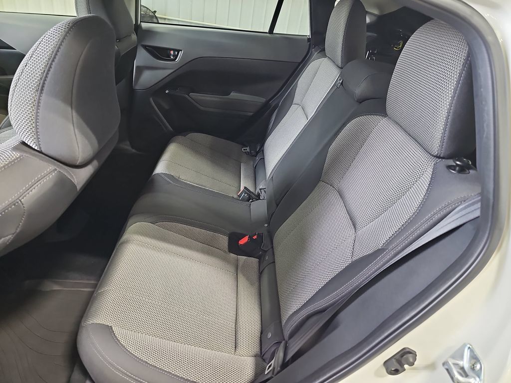 Used 2024 Subaru Crosstrek 2.0i Premium AWD/4WD image 13