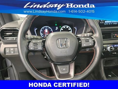Used 2024 Honda Pilot TrailSport image 17