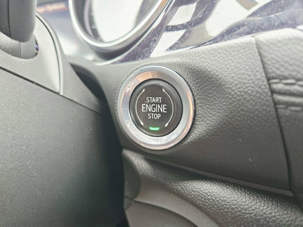 Used 2023 Buick Encore GX Select AWD/4WD image 29