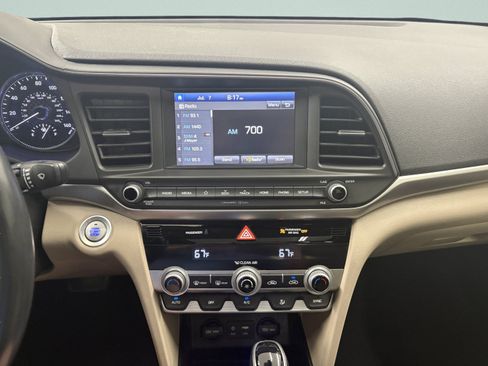 Used 2020 Hyundai Elantra Value Edition FWD image 14