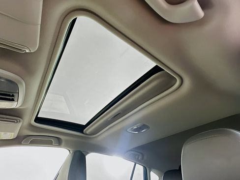 Used 2021 Subaru Crosstrek 2.5i Sport w/ Moonroof Package image 25