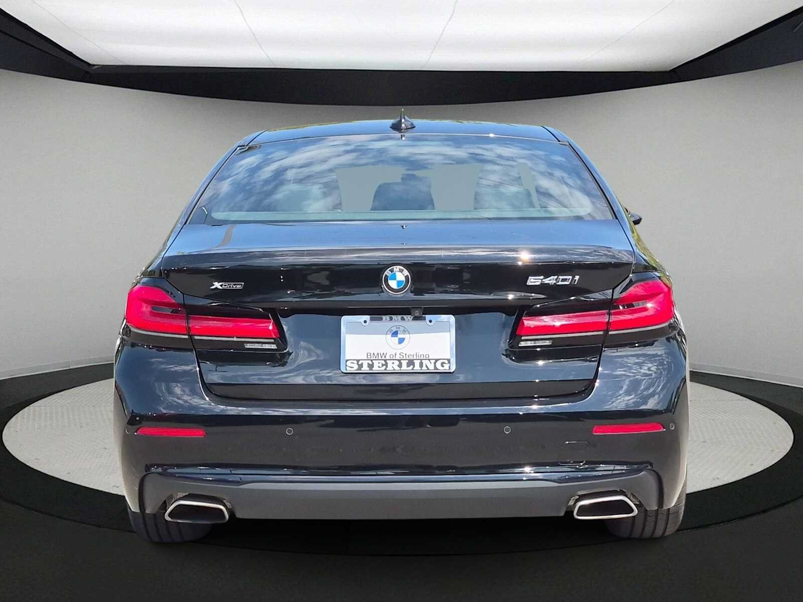 Used 2023 BMW 540i xDrive w/ Premium Package AWD/4WD image 7