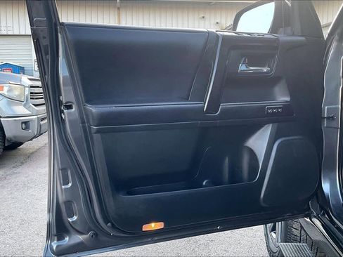 Used 2019 Toyota 4Runner Limited image 22