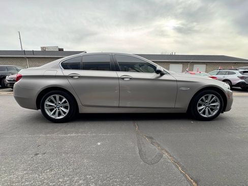 Used 2015 BMW 528i xDrive Sedan AWD/4WD image 4