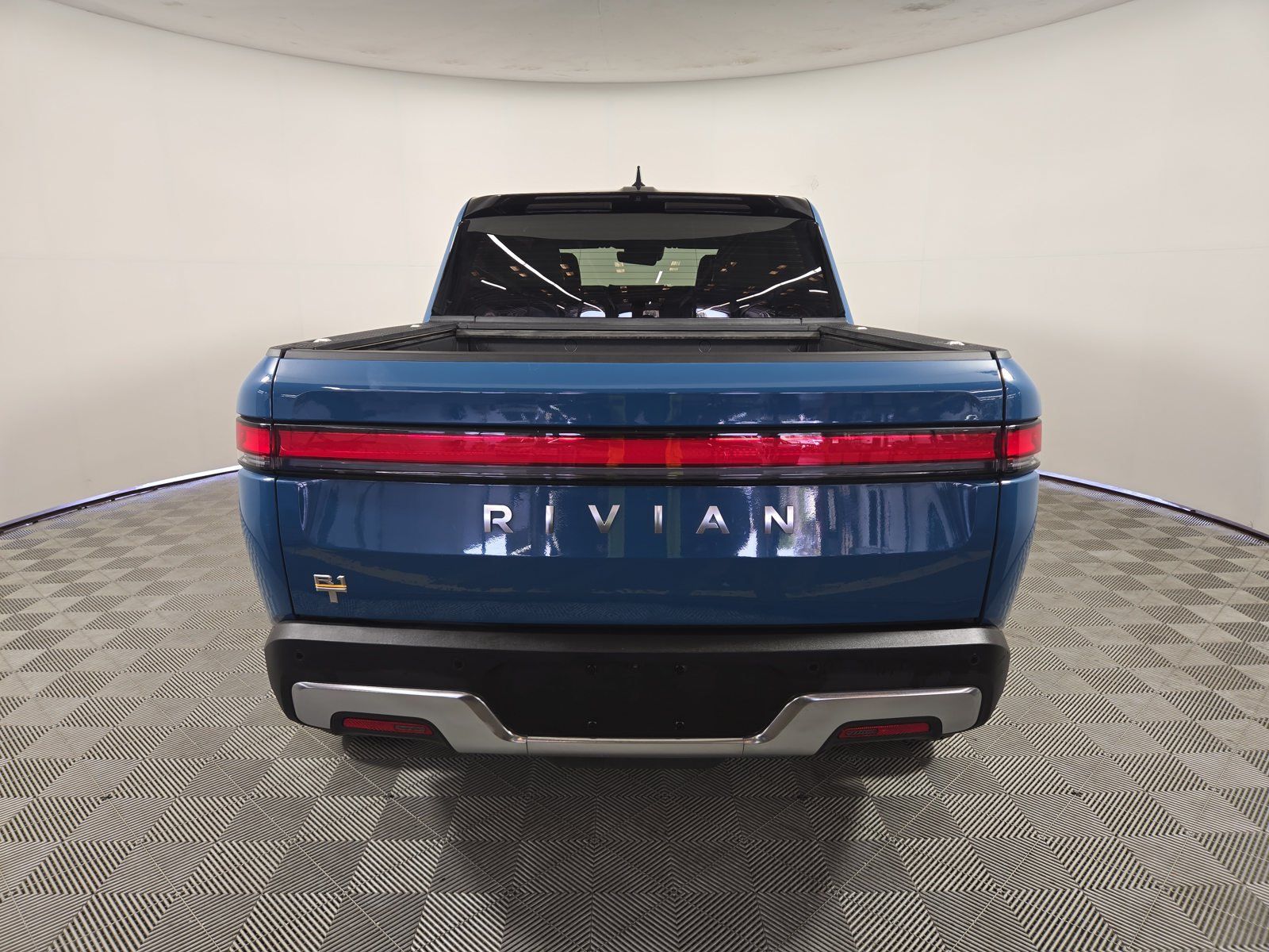 Used 2022 Rivian R1T Launch Edition AWD/4WD image 4