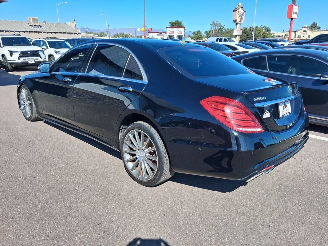 Used 2015 Mercedes-Benz S 550 Sedan image 3