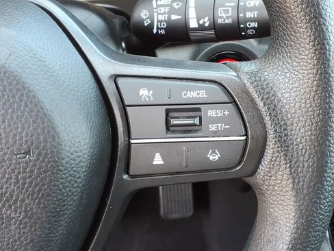 Used 2025 Honda CR-V EX image 18