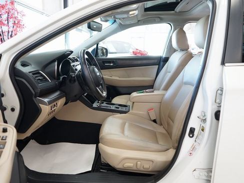 Used 2018 Subaru Outback 2.5i Limited image 30