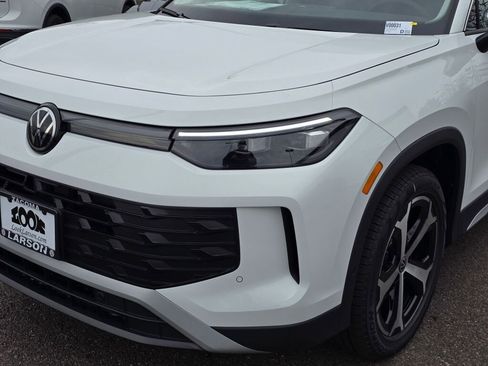 New 2026 Volkswagen Tiguan SE image 10