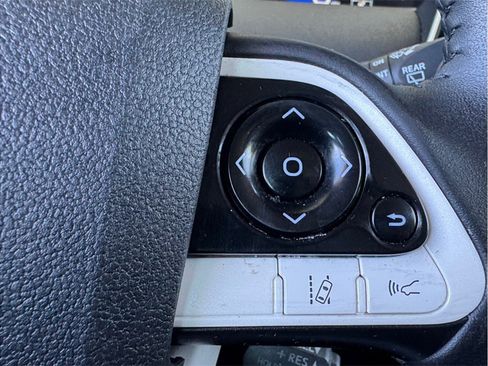 Used 2016 Toyota Prius Four Touring w/ Premium Convenience Package FWD image 14