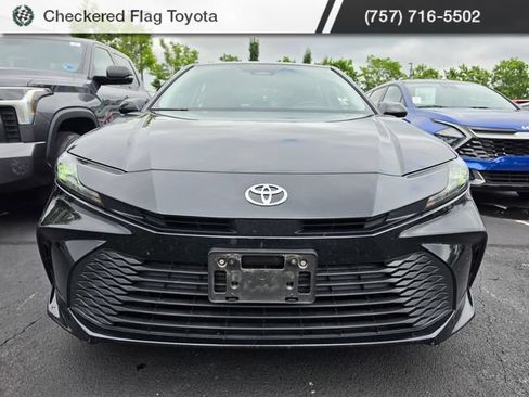Used 2025 Toyota Camry LE FWD image 2