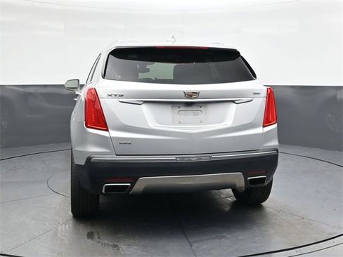 Used 2017 Cadillac XT5 Platinum image 5