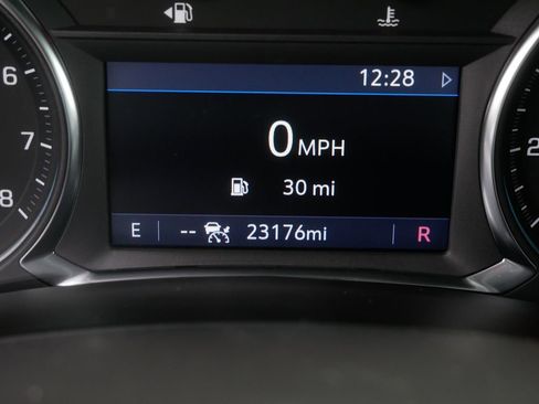 Used 2022 Chevrolet Equinox Premier image 33