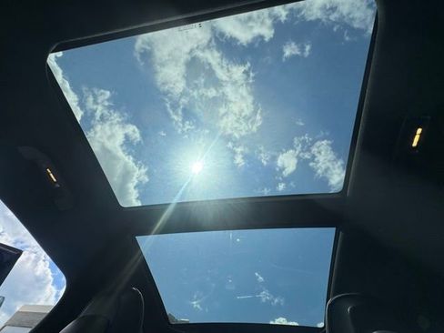 Used 2023 Mercedes-Benz GLC 300 4MATIC w/ AMG Line image 14