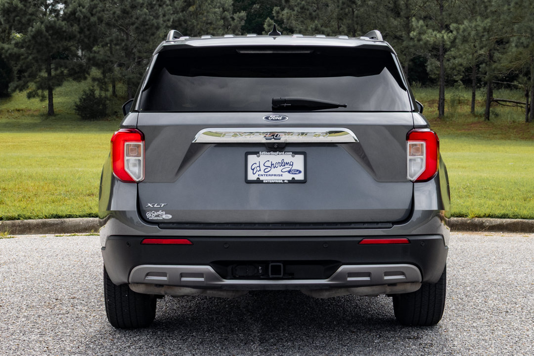 Used 2022 Ford Explorer XLT w/ Equipment Group 202A RWD image 5