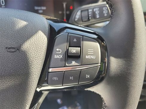 New 2025 Ford Escape SE image 12