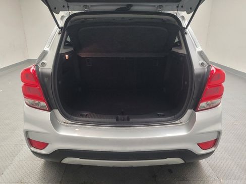 Used 2022 Chevrolet Trax LT FWD image 29