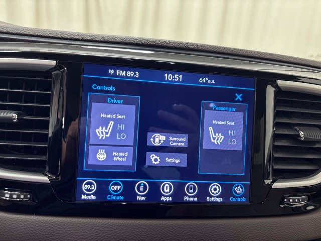 Used 2020 Chrysler Pacifica Touring-L w/ Advanced Safetytec Group FWD image 22