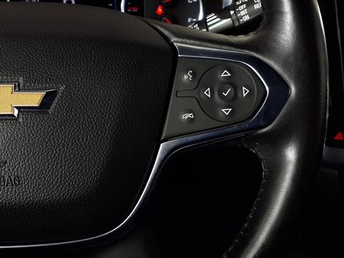 Used 2022 Chevrolet Traverse Premier image 19