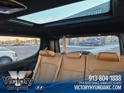 Used 2022 Jeep Grand Wagoneer Series III w/ Rear Seat Video Group 1 AWD/4WD image 34