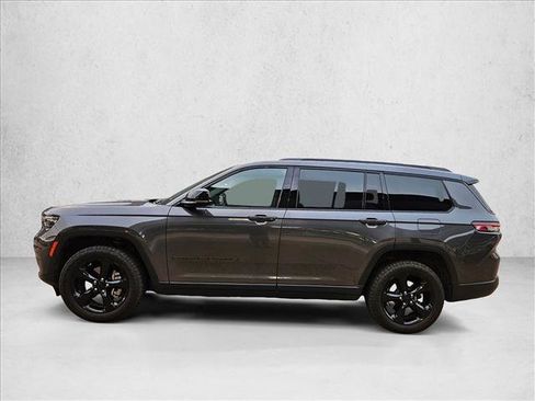 Used 2022 Jeep Grand Cherokee L Laredo AWD/4WD image 9